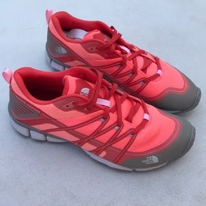 The North Face women’s size 9 Litewave Ampere